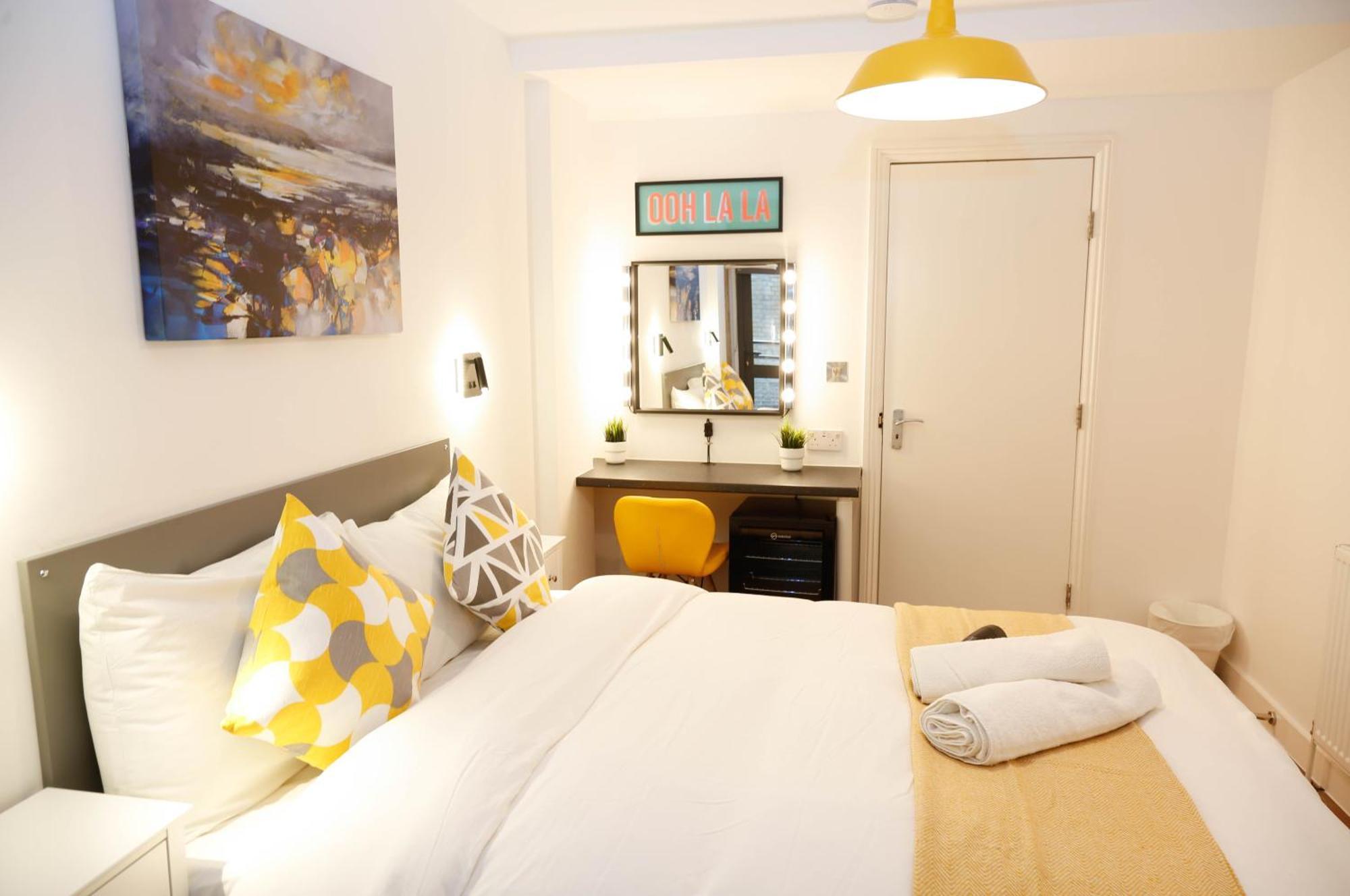 New Luxury Rooms In The Heart Of London Next To Shops, Cafes, Bars & Metro With Shared Bathrooms Zewnętrze zdjęcie