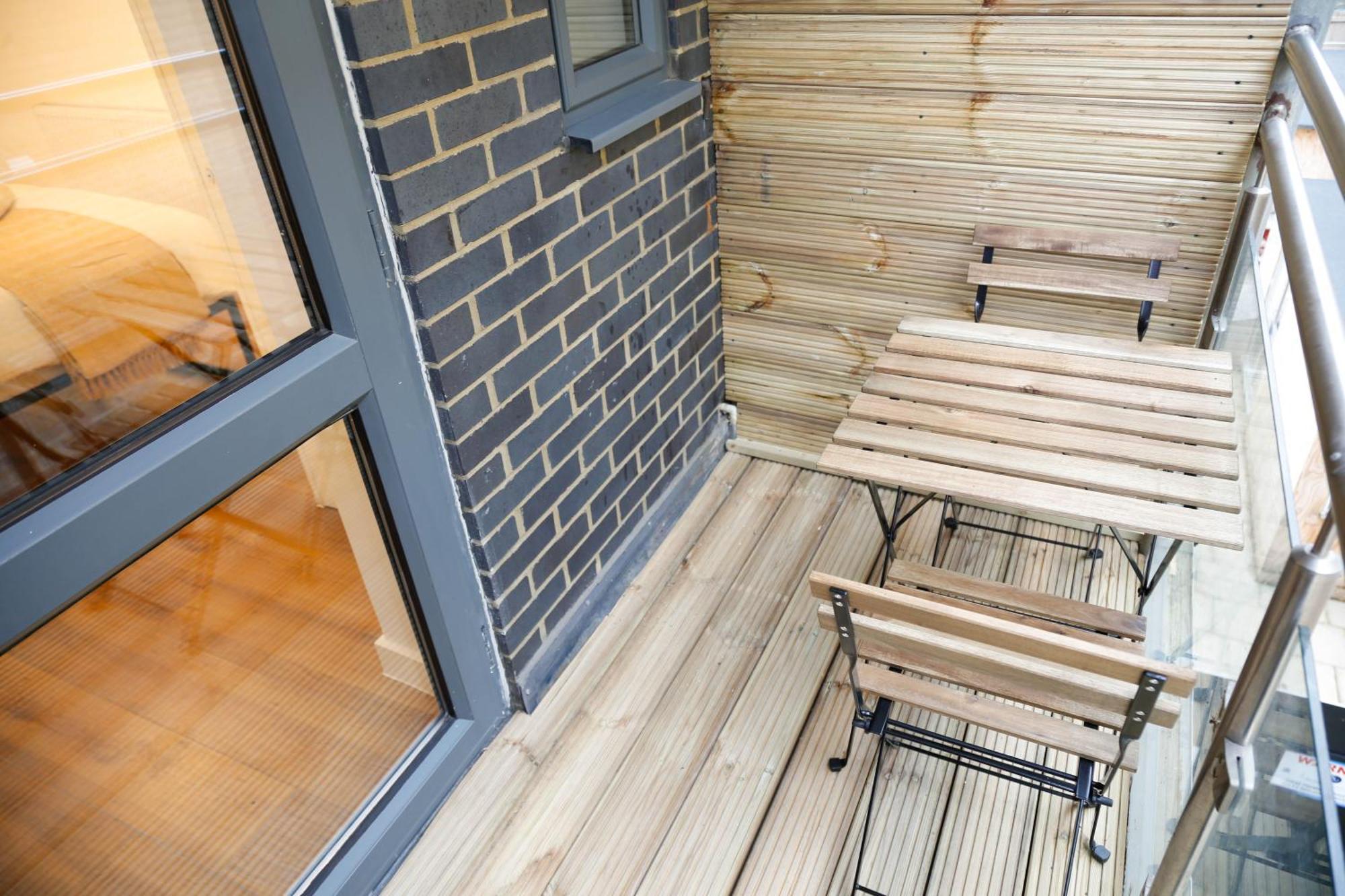 New Luxury Rooms In The Heart Of London Next To Shops, Cafes, Bars & Metro With Shared Bathrooms Zewnętrze zdjęcie