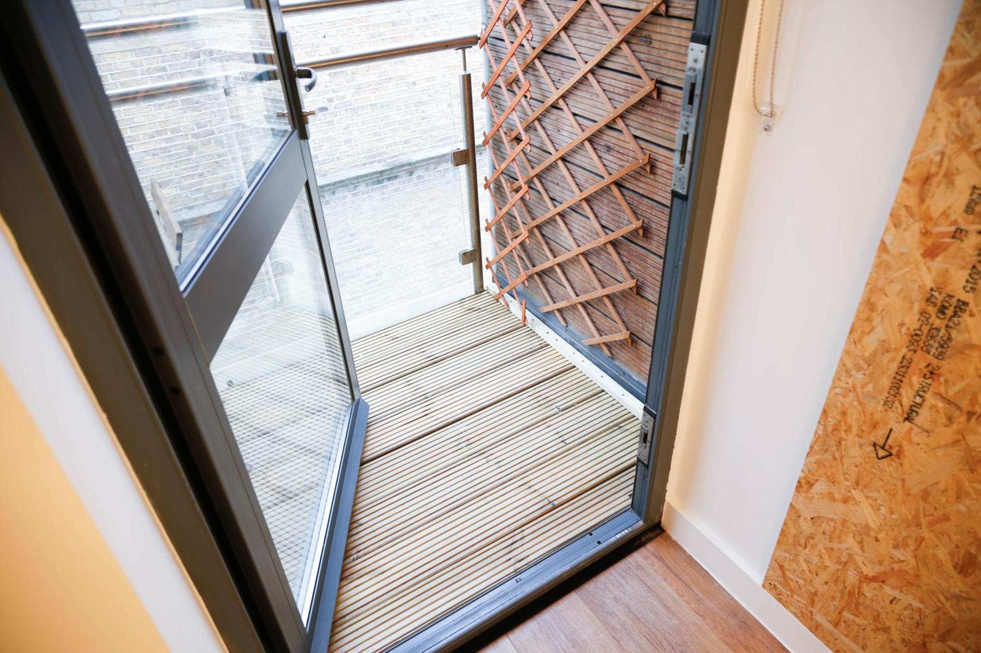 New Luxury Rooms In The Heart Of London Next To Shops, Cafes, Bars & Metro With Shared Bathrooms Zewnętrze zdjęcie