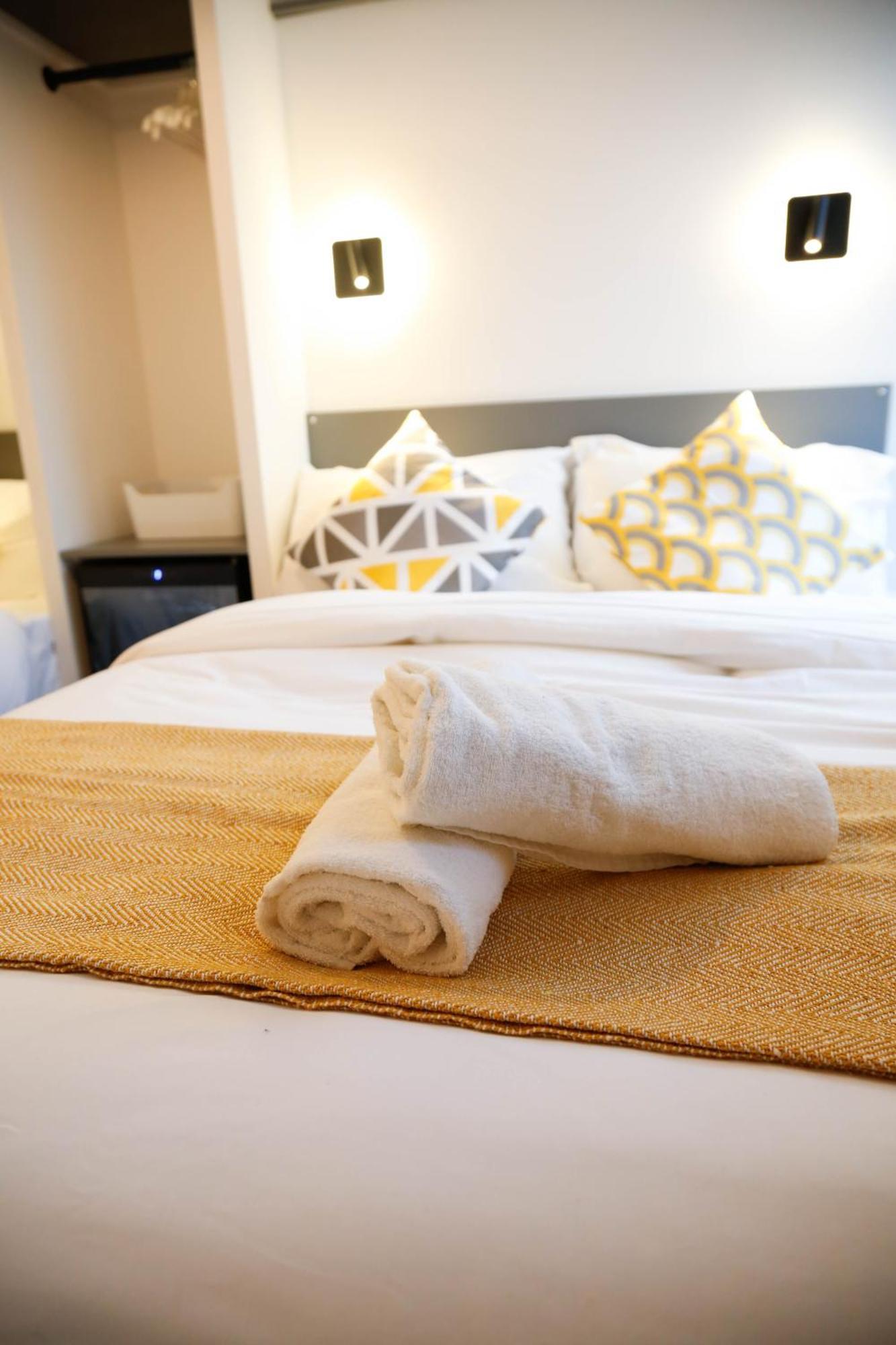 New Luxury Rooms In The Heart Of London Next To Shops, Cafes, Bars & Metro With Shared Bathrooms Zewnętrze zdjęcie