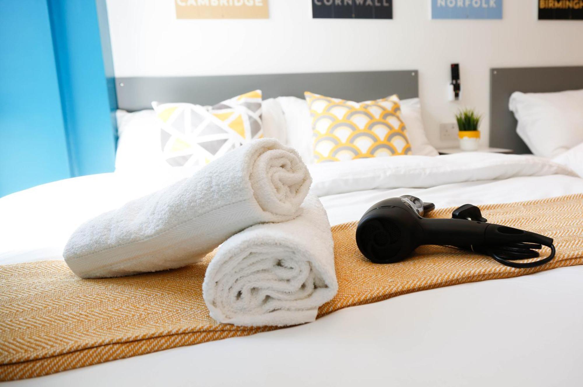 New Luxury Rooms In The Heart Of London Next To Shops, Cafes, Bars & Metro With Shared Bathrooms Zewnętrze zdjęcie
