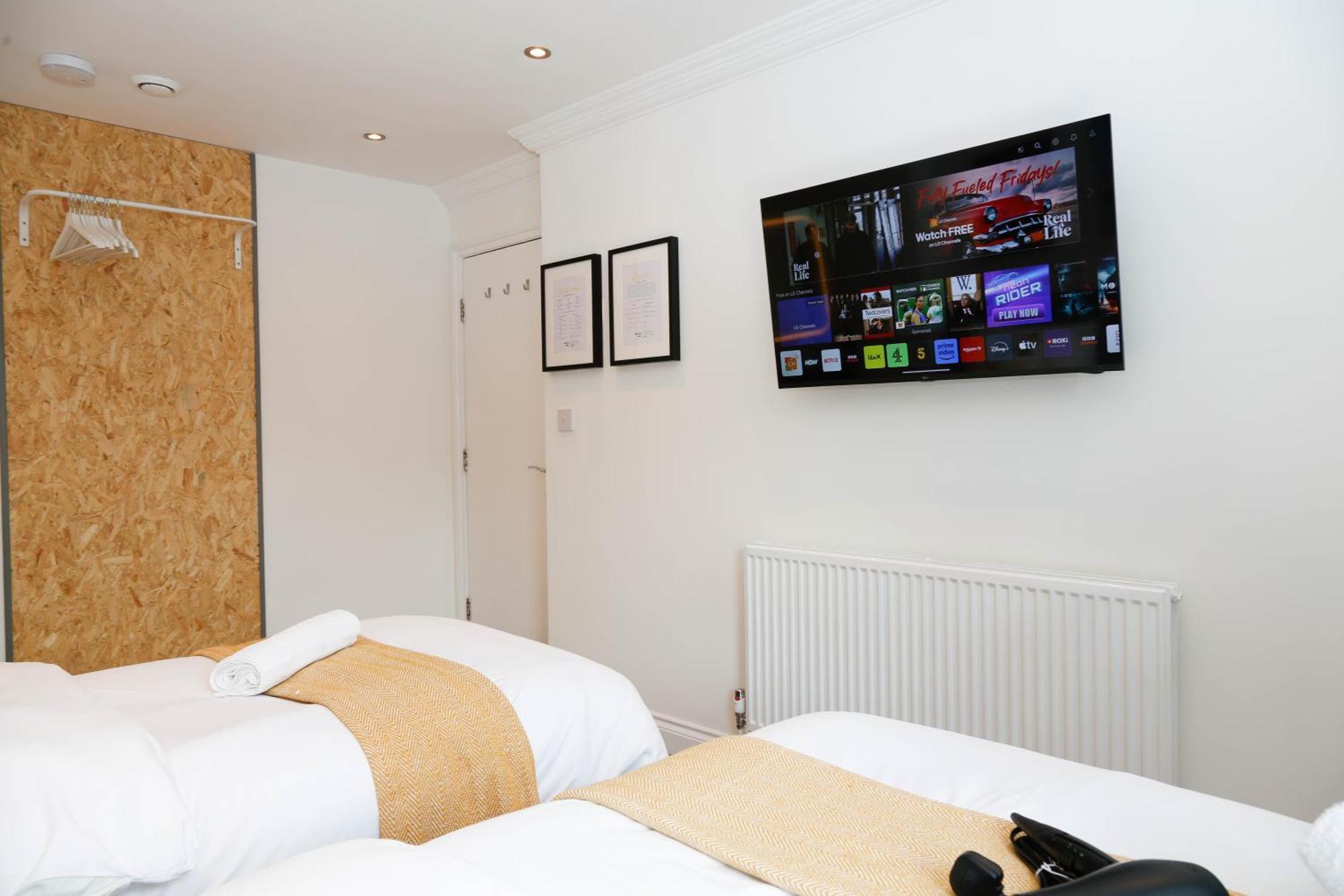New Luxury Rooms In The Heart Of London Next To Shops, Cafes, Bars & Metro With Shared Bathrooms Zewnętrze zdjęcie
